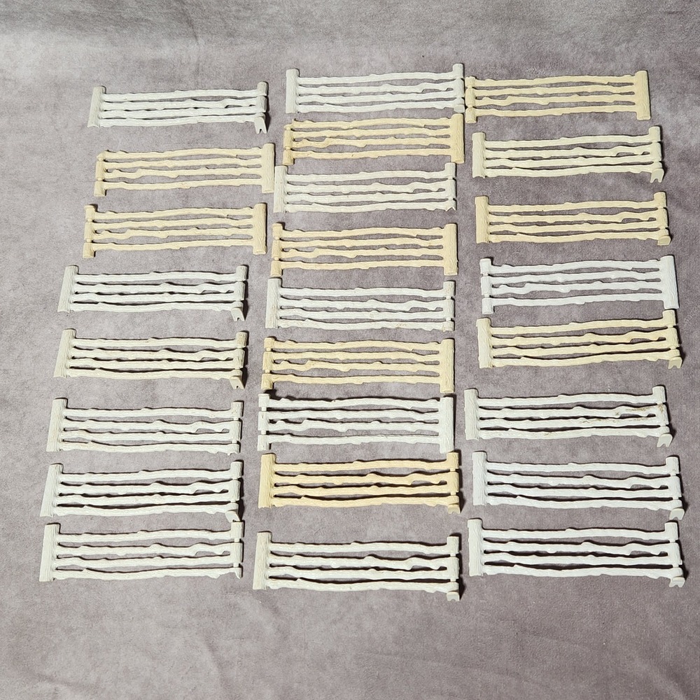 Vintage Marx Toys Plastic Fence Lot 24pc White Cream Farm Ranch Western Playset